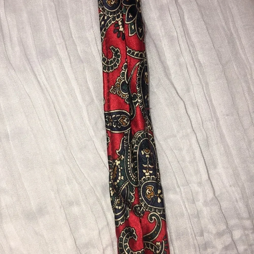 The Red Barn Sistine Satin By Countess Mara Stunning Red Ivory Navy Green Tie